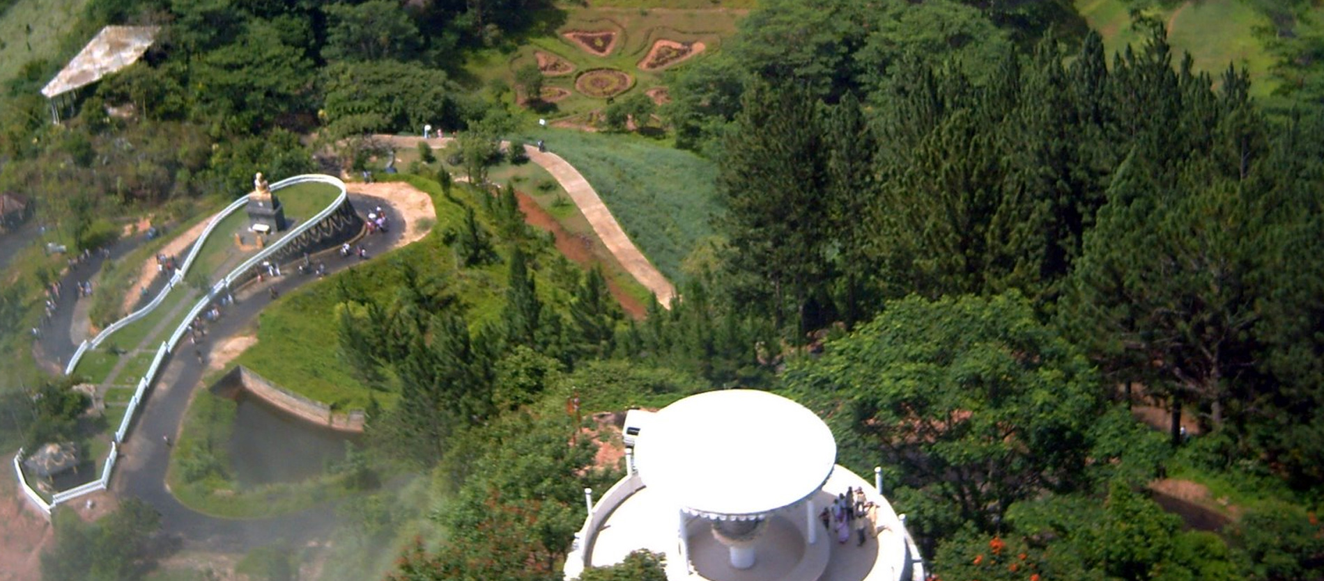 Piduruthalagala Mountain
